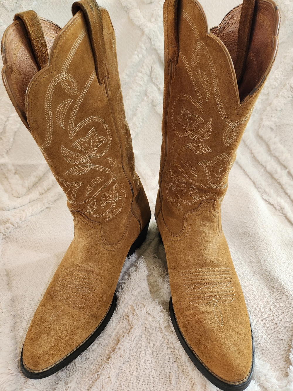 Ariat Suede Western Boots in Tan Brown